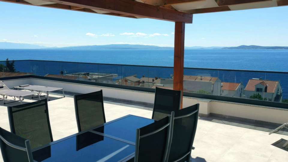 Penthouse z bazenom in panoramskim pogledom na morje - &Ccaron;iovo&comma; Trgogir&excl;