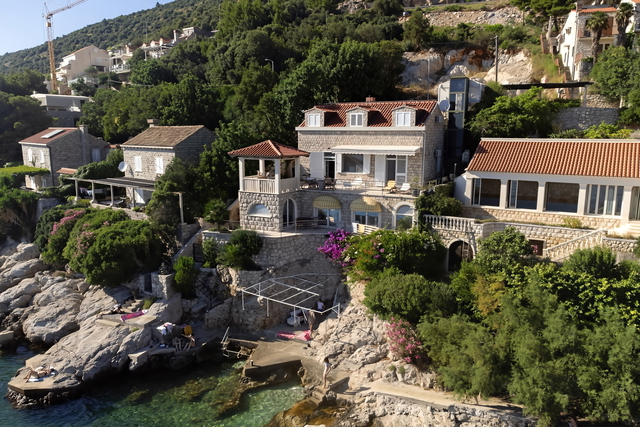 Jedinstvena kamena vila prvi red uz more – Dubrovnik!