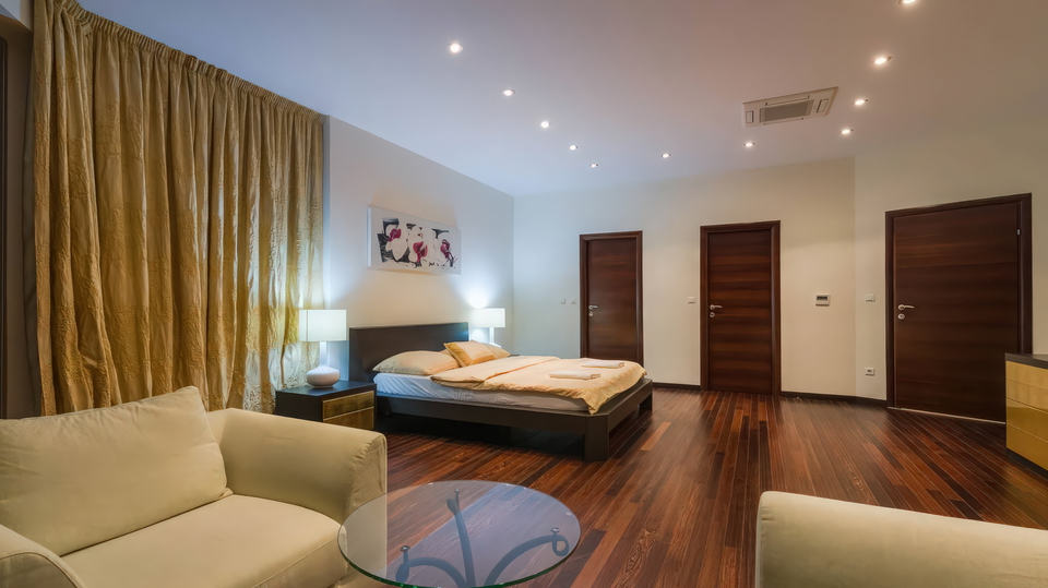 Prekrasna luksuzna vila prvi red do mora na o&ccaron;aravaju&cacute;em otoku Kor&ccaron;uli&excl; 14000 m2 gra&dstrok;evisnkog zemlji&scaron;ta&excl;