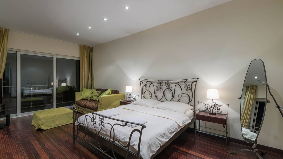 Prekrasna luksuzna vila prvi red do mora na o&ccaron;aravaju&cacute;em otoku Kor&ccaron;uli&excl; 14000 m2 gra&dstrok;evisnkog zemlji&scaron;ta&excl;