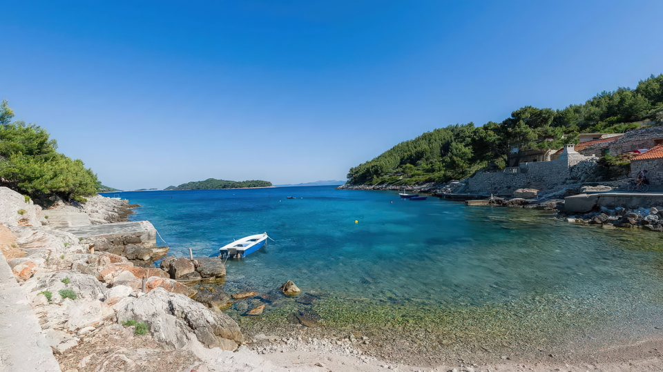 Prekrasna luksuzna vila prvi red do mora na o&ccaron;aravaju&cacute;em otoku Kor&ccaron;uli&excl; 14000 m2 gra&dstrok;evisnkog zemlji&scaron;ta&excl;