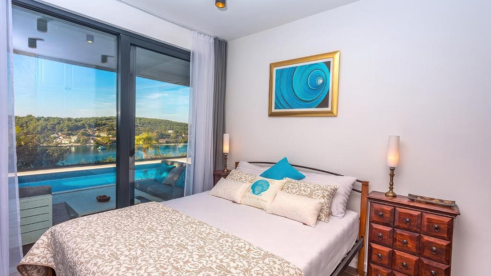 Luxusvilla mit Panoramablick auf das Meer - Insel &Scaron;olta&excl;