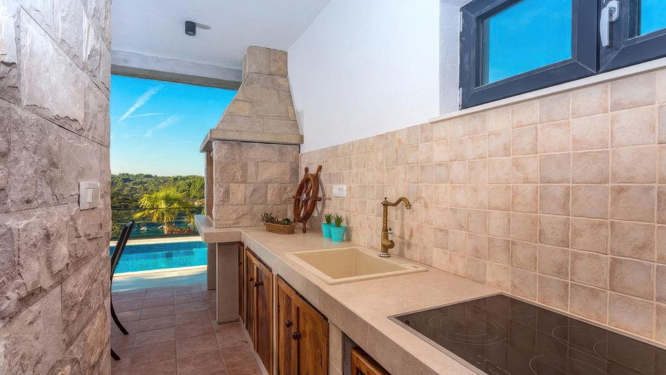 Luxusvilla mit Panoramablick auf das Meer - Insel &Scaron;olta&excl;