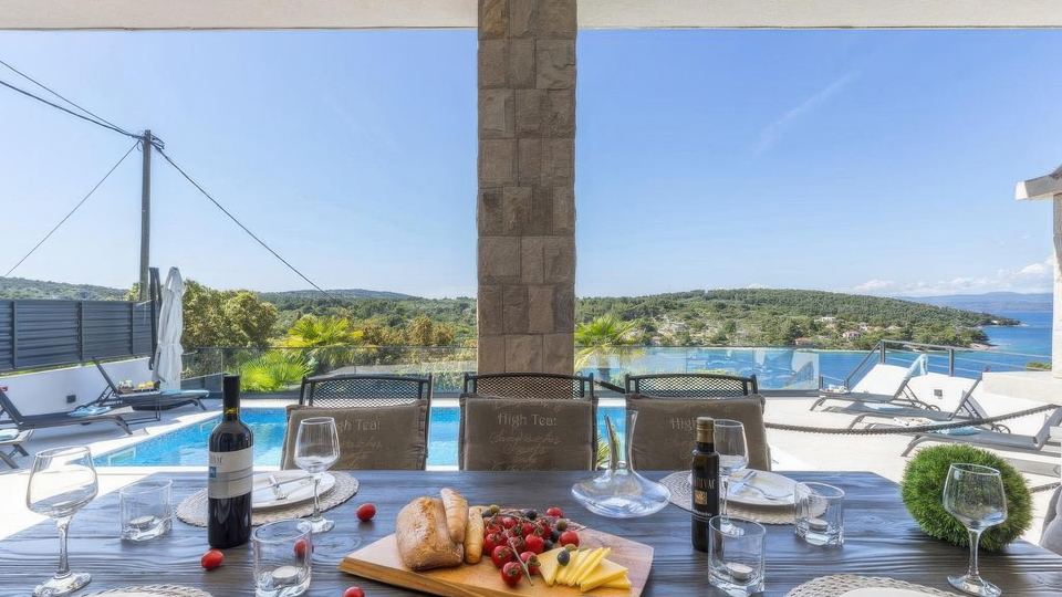 Luxusvilla mit Panoramablick auf das Meer - Insel &Scaron;olta&excl;