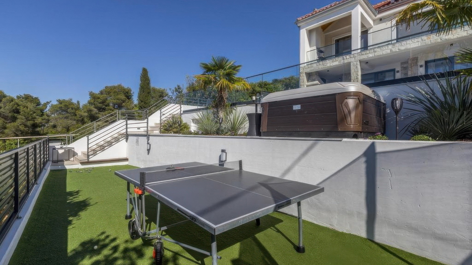 Luxusvilla mit Panoramablick auf das Meer - Insel &Scaron;olta&excl;