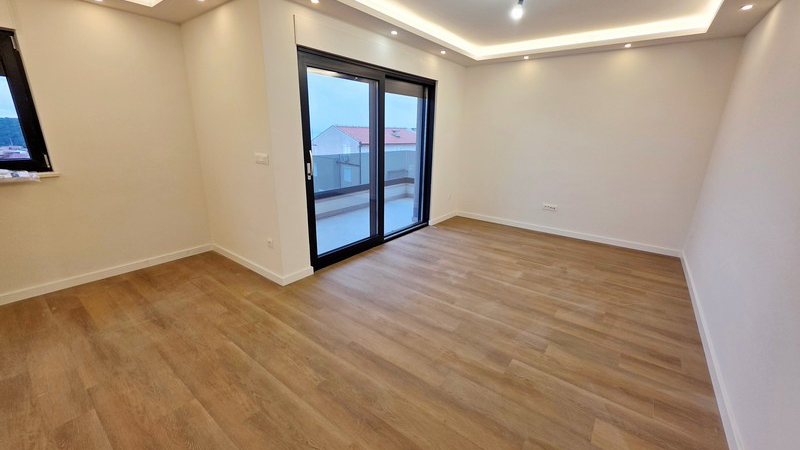 &Rcy;&ocy;&scy;&kcy;&ocy;&shcy;&ncy;&acy;&yacy; &dcy;&vcy;&ucy;&khcy;&kcy;&ocy;&mcy;&ncy;&acy;&tcy;&ncy;&acy;&yacy; &kcy;&vcy;&acy;&rcy;&tcy;&icy;&rcy;&acy; &scy; &vcy;&icy;&dcy;&ocy;&mcy; &ncy;&acy; &mcy;&ocy;&rcy;&iecy; &vcy; &tscy;&iecy;&ncy;&tcy;&rcy;&iecy; &Mcy;&acy;&kcy;&acy;&rcy;&scy;&kcy;&iecy;&excl;