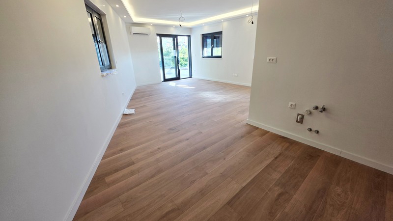 Exklusive Zweizimmerwohnung im Herzen von Makarska&comma; nur 390 m vom Meer entfernt&excl;