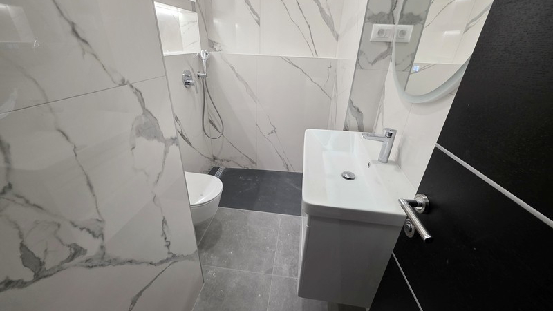 Exklusive Zweizimmerwohnung im Herzen von Makarska&comma; nur 390 m vom Meer entfernt&excl;