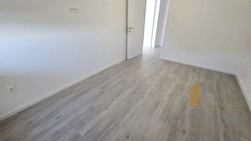 Attico attraente con vista mare – Makarska!