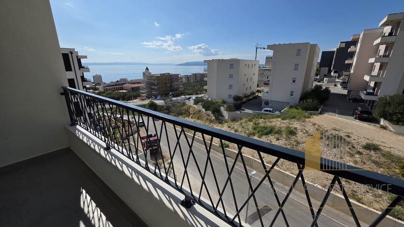 Attico attraente con vista mare – Makarska!