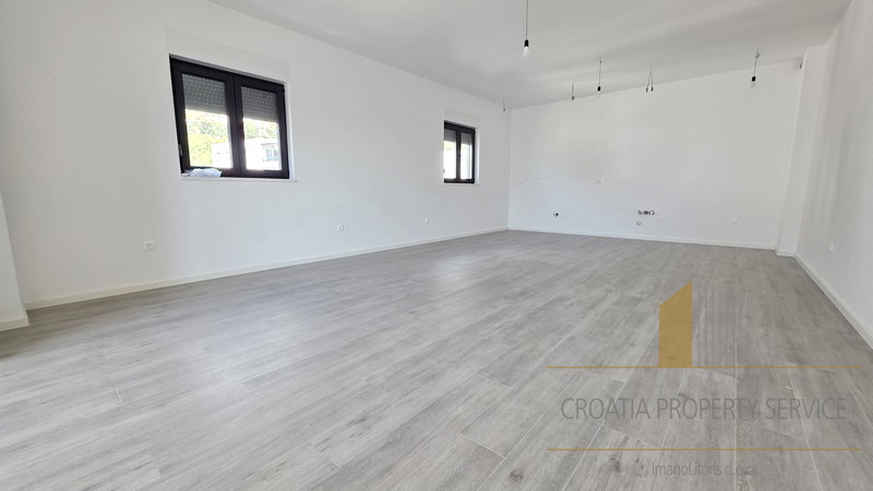 Attico attraente con vista mare – Makarska!