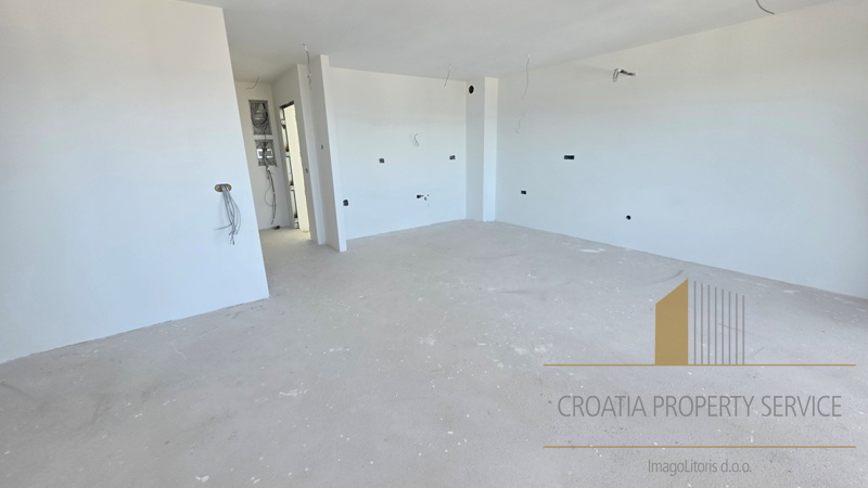 Spazioso appartamento trilocale con vista mare – Nuova costruzione, Makarska