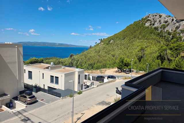 Spazioso appartamento trilocale con vista mare – Nuova costruzione, Makarska