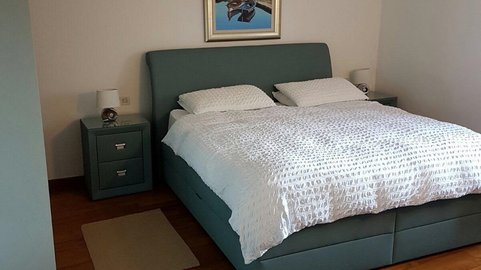 Luxury two-bedroom apartment for sale in the center of Split&excl;