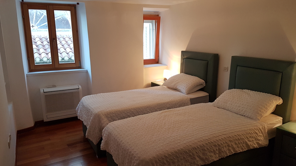 Luxury two-bedroom apartment for sale in the center of Split&excl;