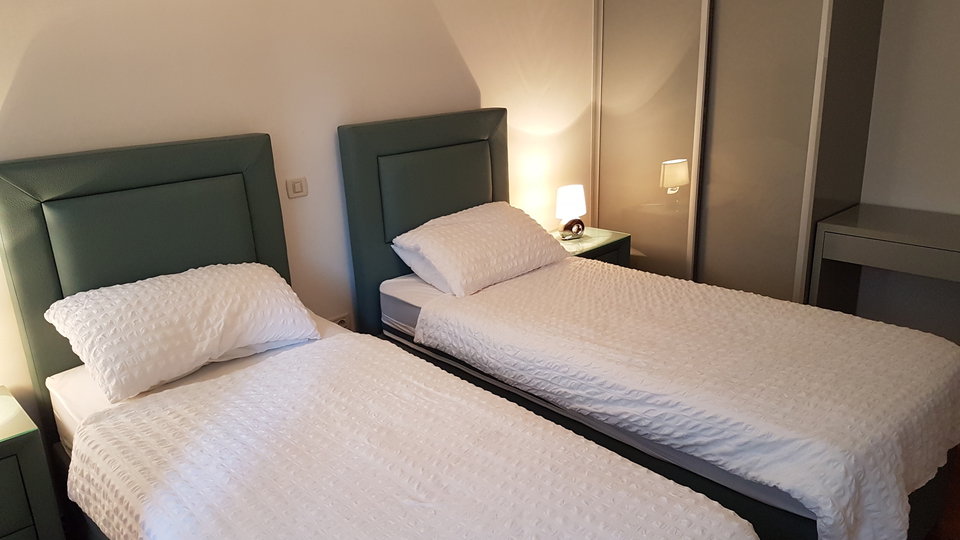 Luxury two-bedroom apartment for sale in the center of Split&excl;