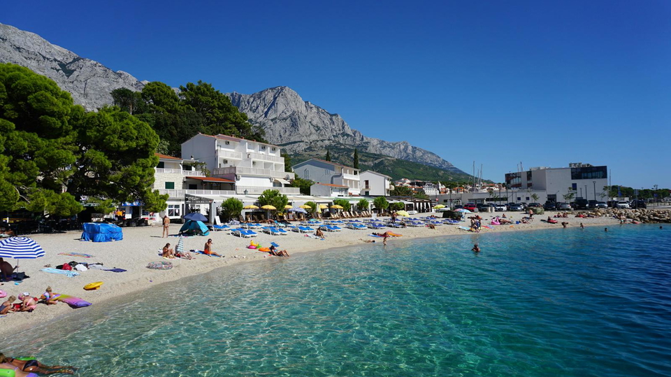 Ekskluzivna apartmanska ku&cacute;a 160 m od mora &ndash; Brela&excl;