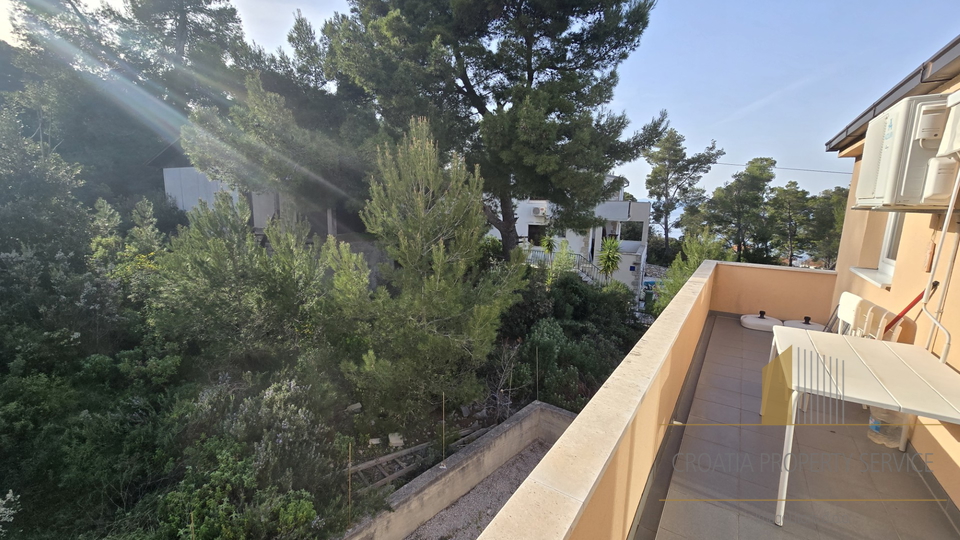 Bellissimo appartamento duplex trilocale con vista mare – Šolta, Stomorska!