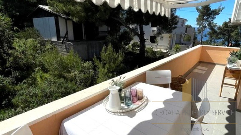 Bellissimo appartamento duplex trilocale con vista mare – Šolta, Stomorska!