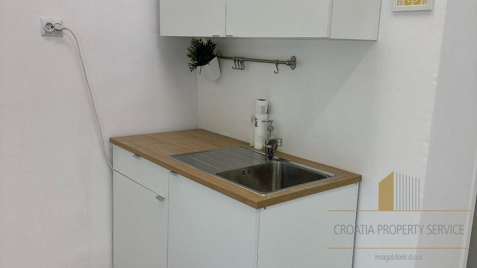 Commercial Property, 40 m2, For Rent, Split