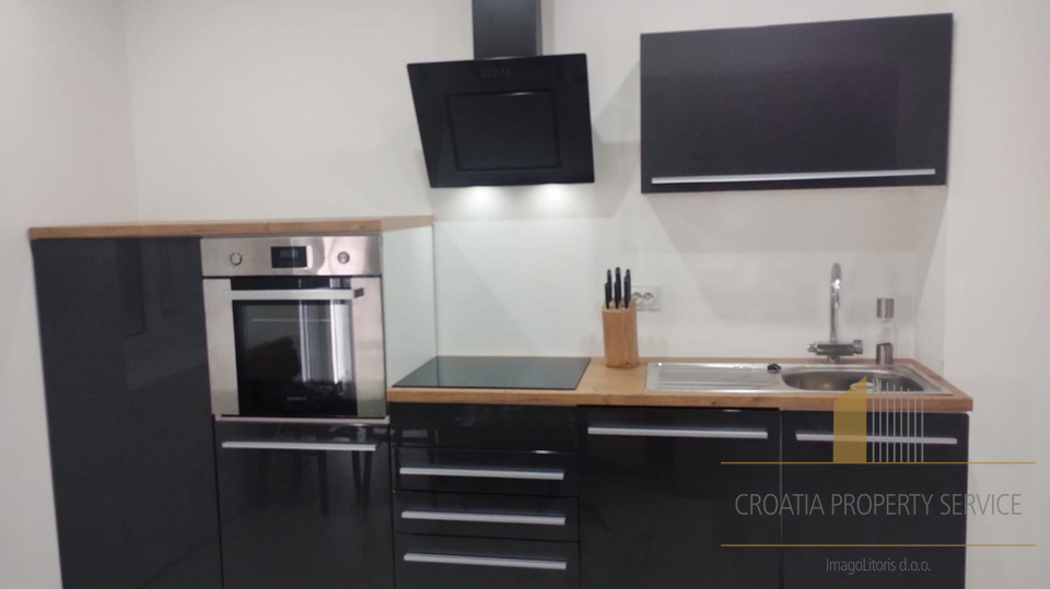 Splendida casa nel centro di Privlaka – a soli 70 m dalla spiaggia di sabbia!