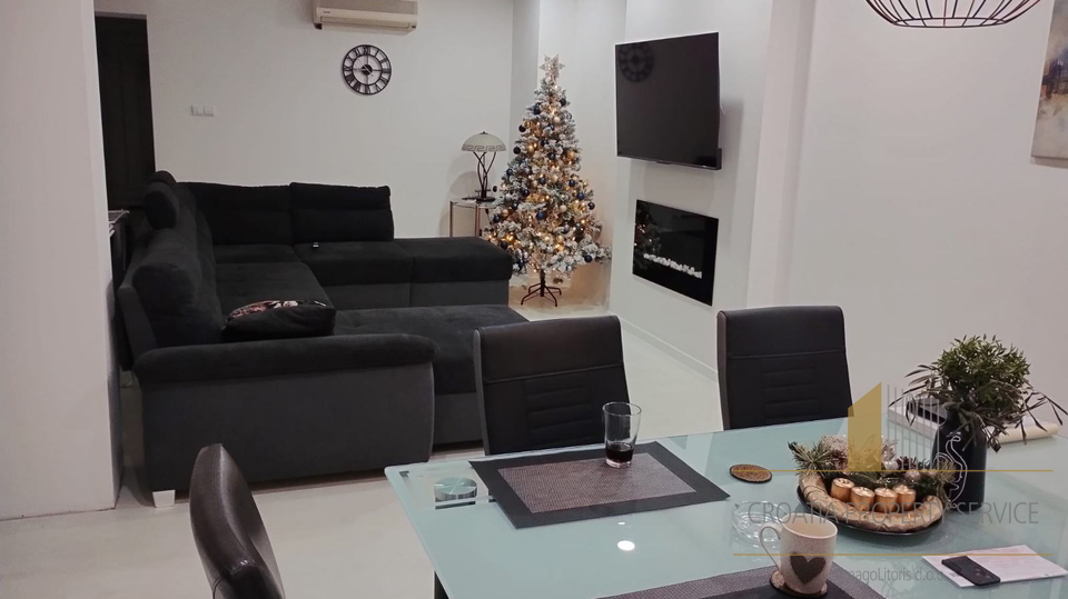 Splendida casa nel centro di Privlaka – a soli 70 m dalla spiaggia di sabbia!