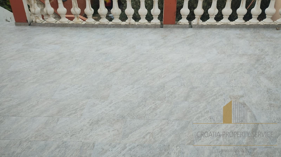 Splendida casa nel centro di Privlaka – a soli 70 m dalla spiaggia di sabbia!