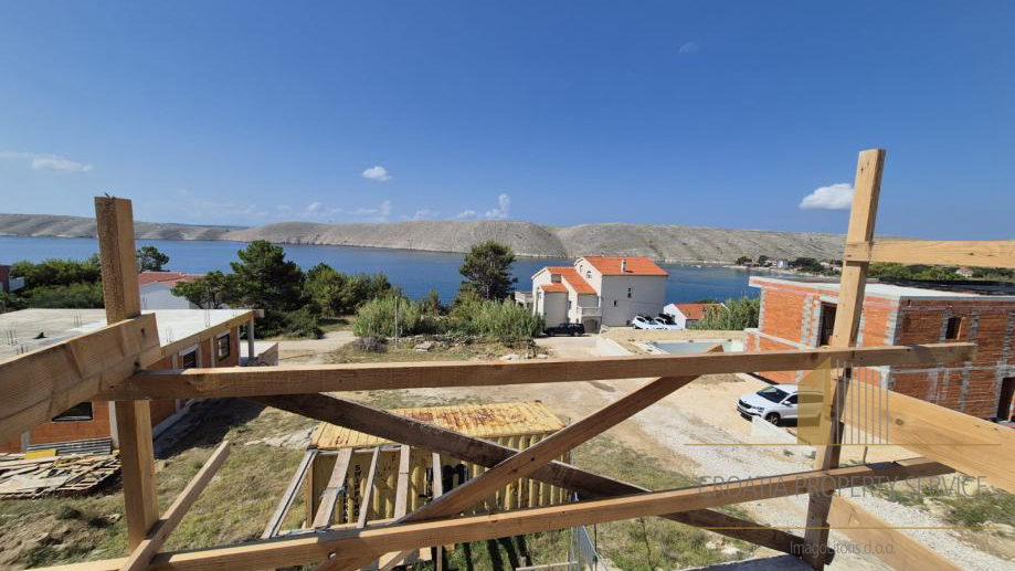 Moderna vila s bazenom, novogradnja – 80 m od mora, otok Pag!