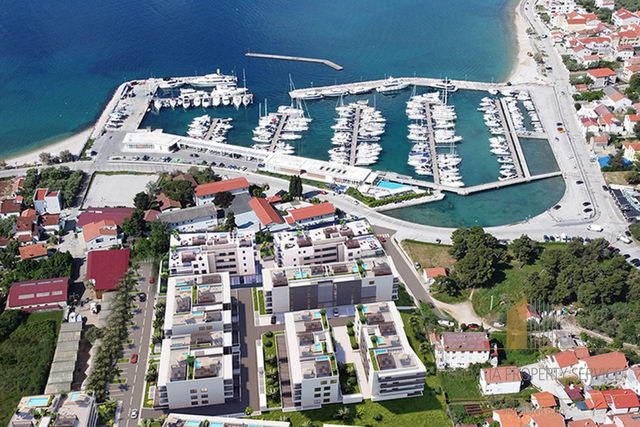 Attico di lusso con terrazza sul tetto e vista mare - Borik, Zara!