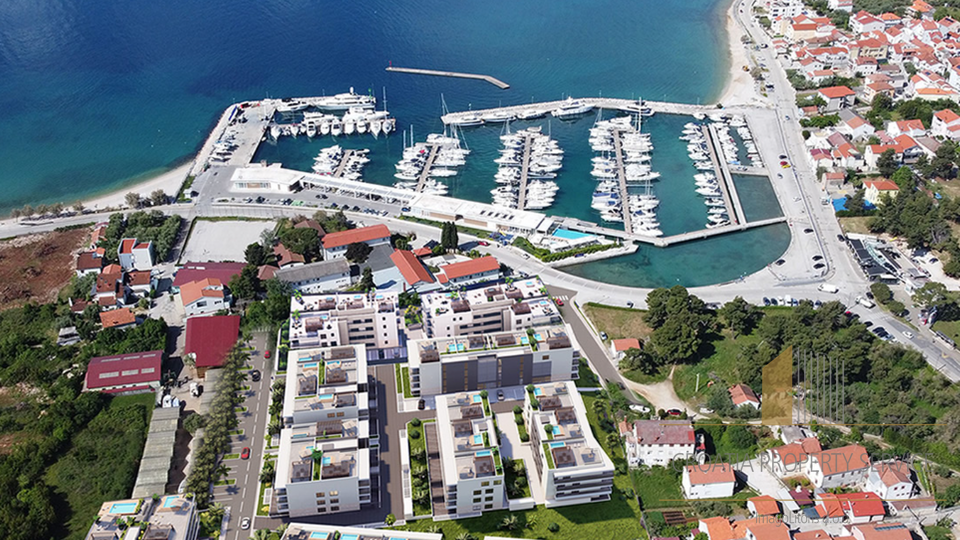Attico di lusso con terrazza sul tetto e vista mare - Borik, Zara!