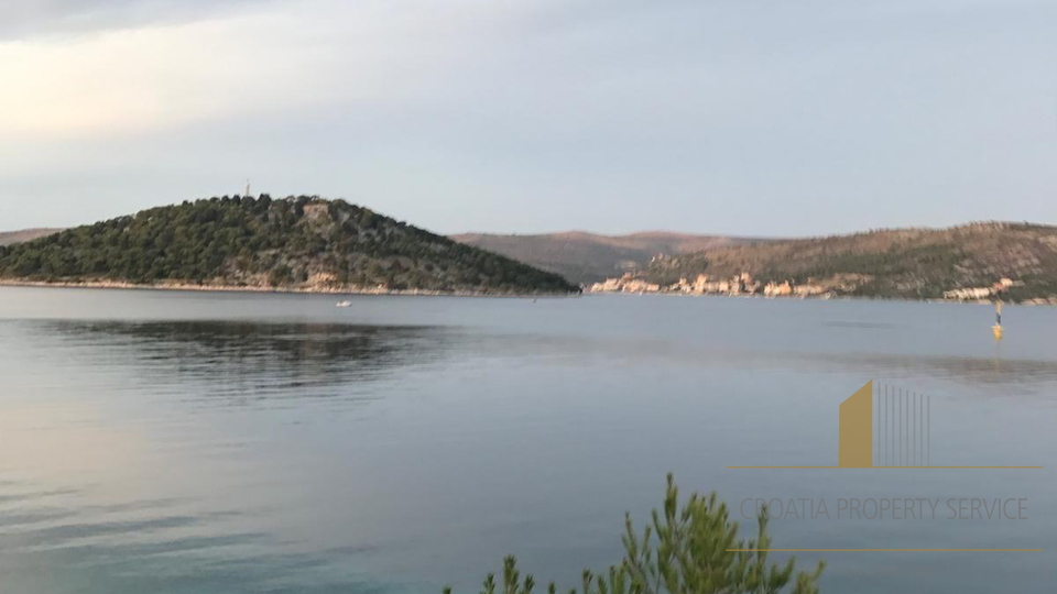 Building land in an exclusive location, first row to the sea – Ražanj!