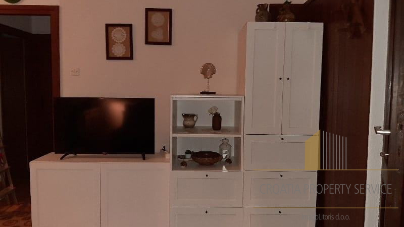 Апартманска кућа први ред до мора – Рањањ!