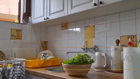 Апартманска кућа први ред до мора – Рањањ!