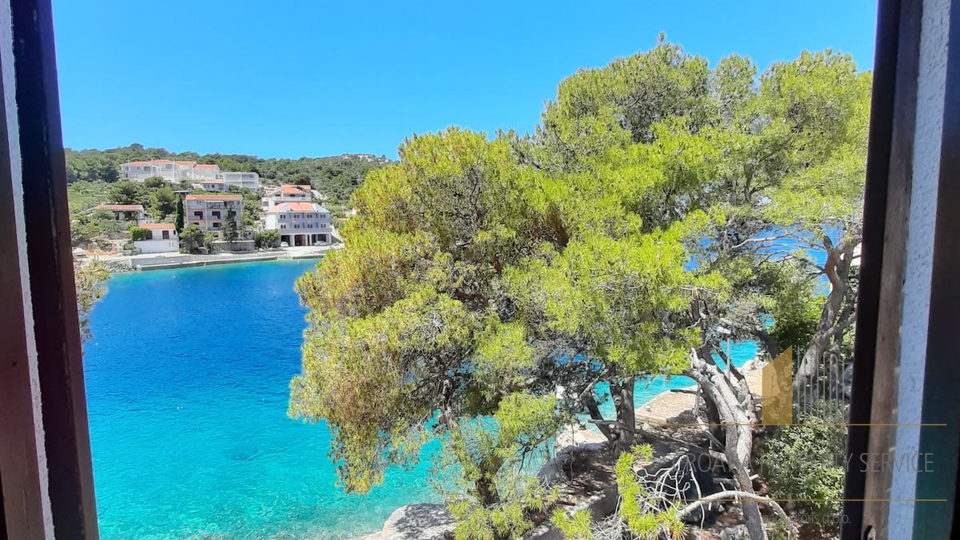 Апартманска кућа први ред до мора – Рањањ!