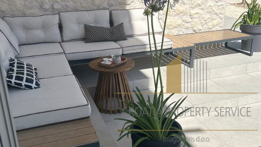 New luxury villa with a pool in the first row by the sea - Šibenik!