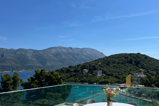 Nova luksuzna vila 20 m  od mora na otoku Korčuli!