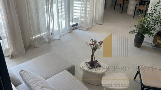 New luxury villa with a pool in the first row by the sea - Šibenik!