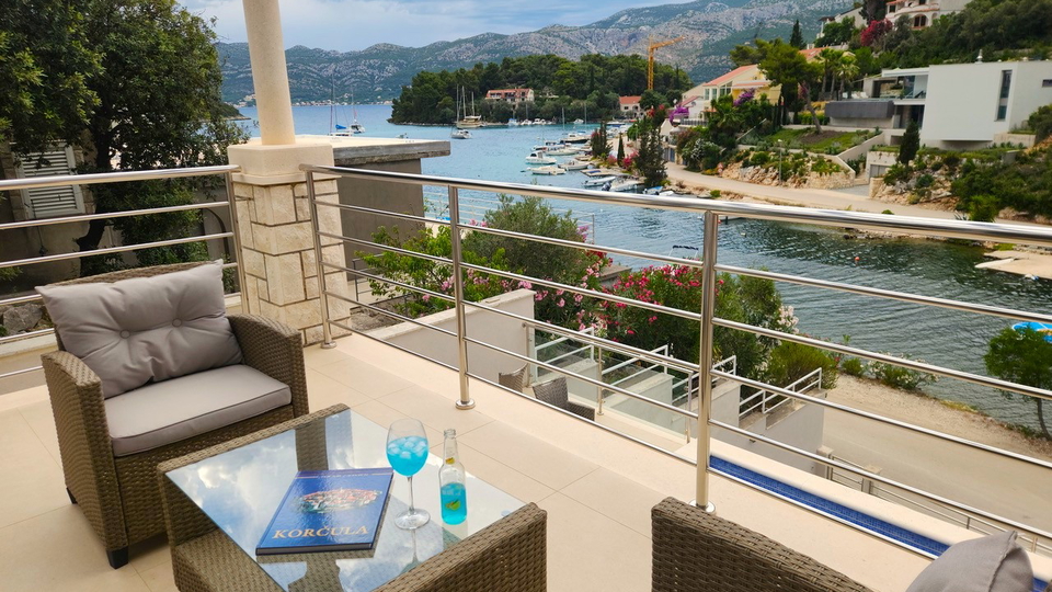 &Rcy;&ocy;&scy;&kcy;&ocy;&shcy;&ncy;&acy;&yacy; &vcy;&icy;&lcy;&lcy;&acy; &scy; &chcy;&acy;&scy;&tcy;&ncy;&ycy;&mcy; &bcy;&acy;&scy;&scy;&iecy;&jcy;&ncy;&ocy;&mcy;&comma; &pcy;&iecy;&rcy;&vcy;&acy;&yacy; &lcy;&icy;&ncy;&icy;&yacy; &ucy; &mcy;&ocy;&rcy;&yacy; &ncy;&acy; &ocy;&scy;&tcy;&rcy;&ocy;&vcy;&iecy; &Kcy;&ocy;&rcy;&chcy;&ucy;&lcy;&acy;&excl;