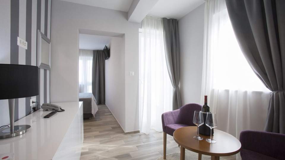 Splendido nuovo boutique hotel a 100 m dal mare - isola di Pag&excl;