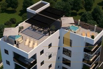 Penthouse with a rooftop terrace and a sea view on the island of Čiovo!
