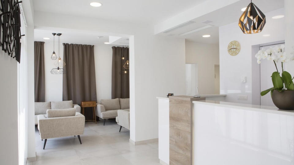 Splendido nuovo boutique hotel a 100 m dal mare - isola di Pag&excl;