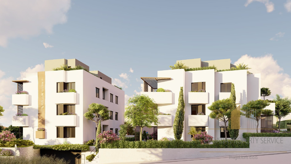 Luksuzni stan s vrtom u modernoj novogradnji  800 m od pla&zcaron;e - Ka&scaron;tel Kambelovac&excl;