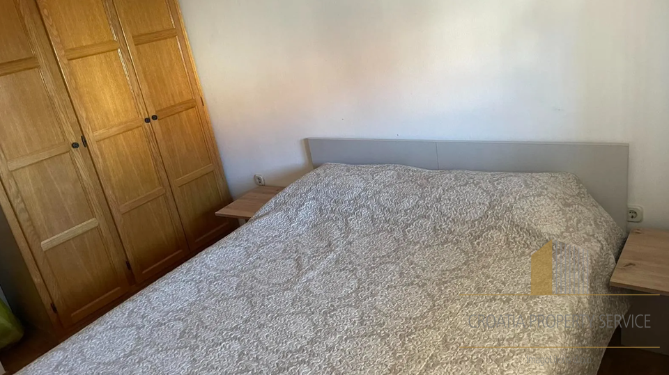 Modern apartment by the sea in Vodice – only 150 m from the beach!