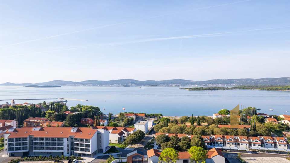 Two-story apartment with garden in a luxury resort 100 m from the sea - Sv. Filip Jakov!