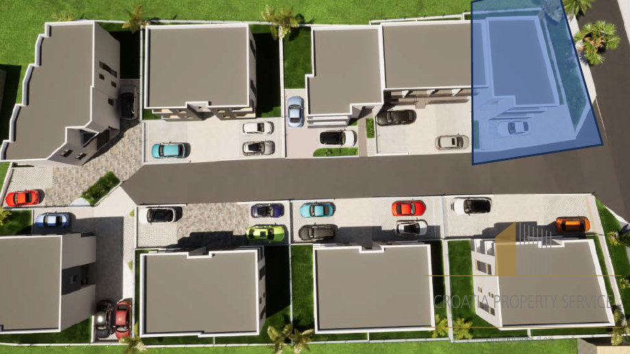 Casa moderna con due appartamenti e giardino a 500 m dalla spiaggia a Kaštel Štafilić!