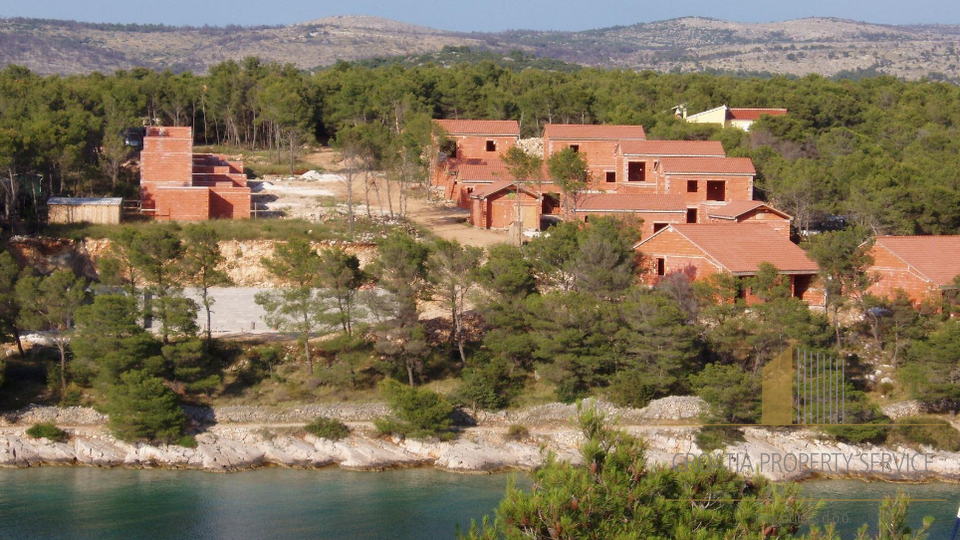 Complesso di appartamenti di lusso in costruzione – Prima fila sul mare sull'isola di Brač!