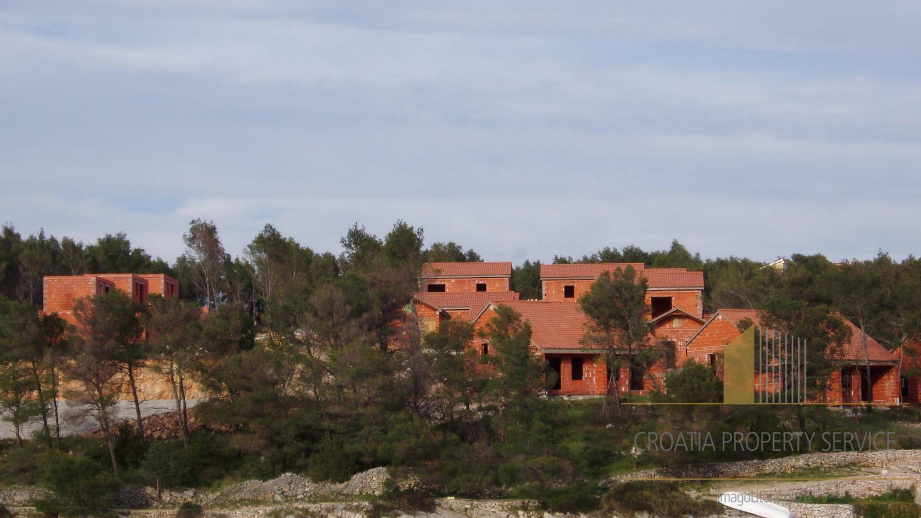 Complesso di appartamenti di lusso in costruzione – Prima fila sul mare sull'isola di Brač!