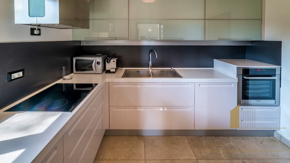 Unique luxury villa by the sea on the island of Brač!