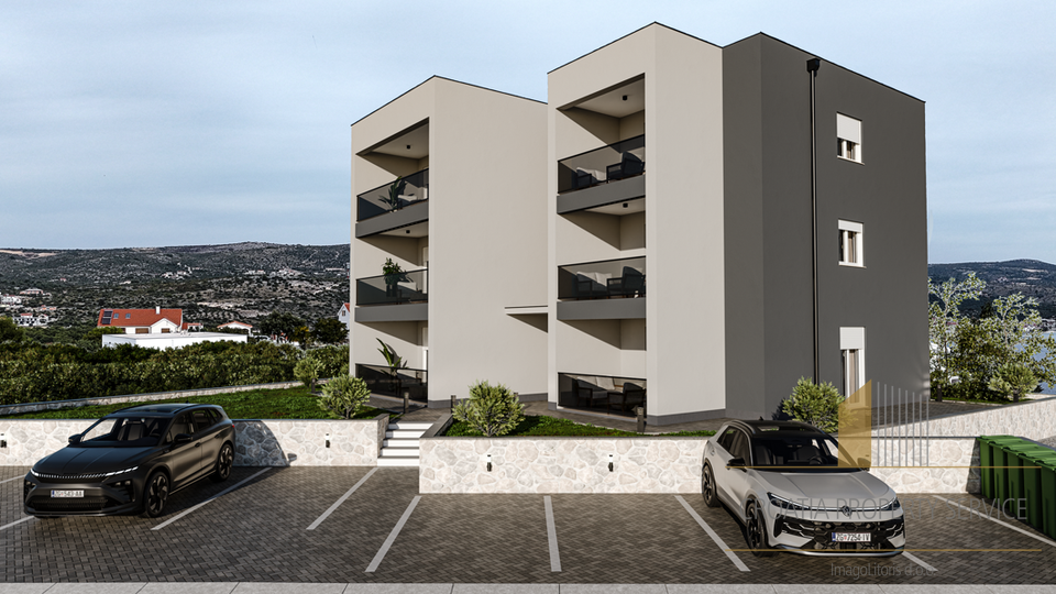 Moderan jednosoban stan 300 m od mora u mirnom dijelu Rogoznice!