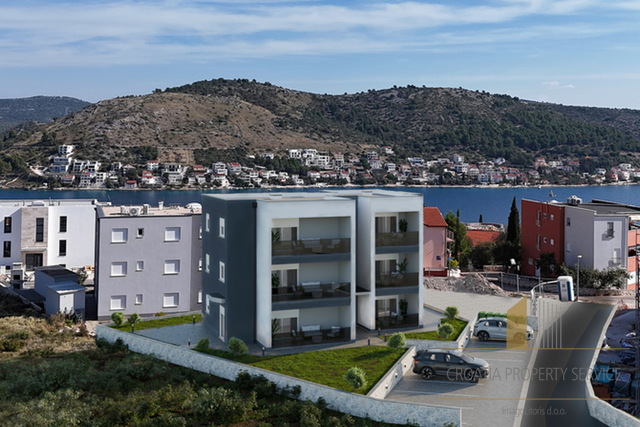 Moderan jednosoban stan 300 m od mora u mirnom dijelu Rogoznice!